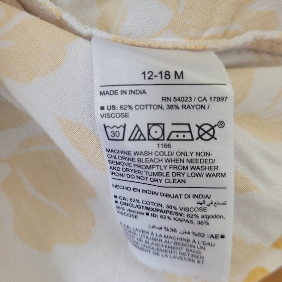 Old Navy Baby Dress gold floral with ruffles size 12-18 months - Picture 7 of 7